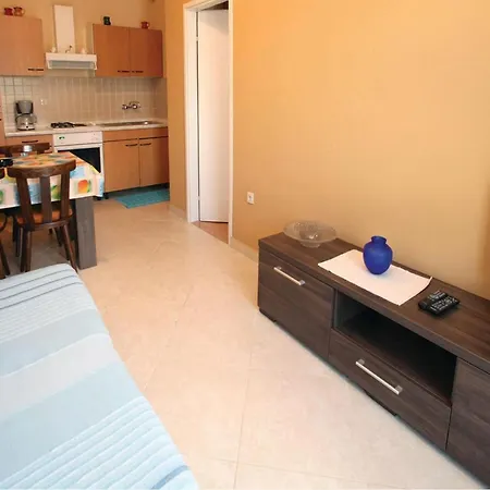 1 Bedroom Awesome In Porec * Kukci