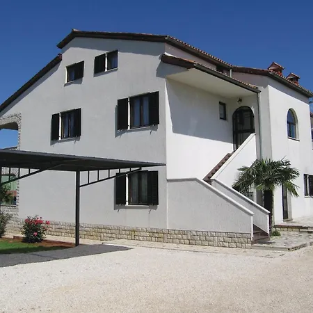 Stancia Vodopija Iv * بوريتش